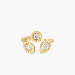 Roberto Coin Dolcetto 18k Gold and Diamond Three Stone Ring