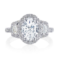 Tacori RoyalT Round Triple Bloom with Cadillac-Cut Side Stones