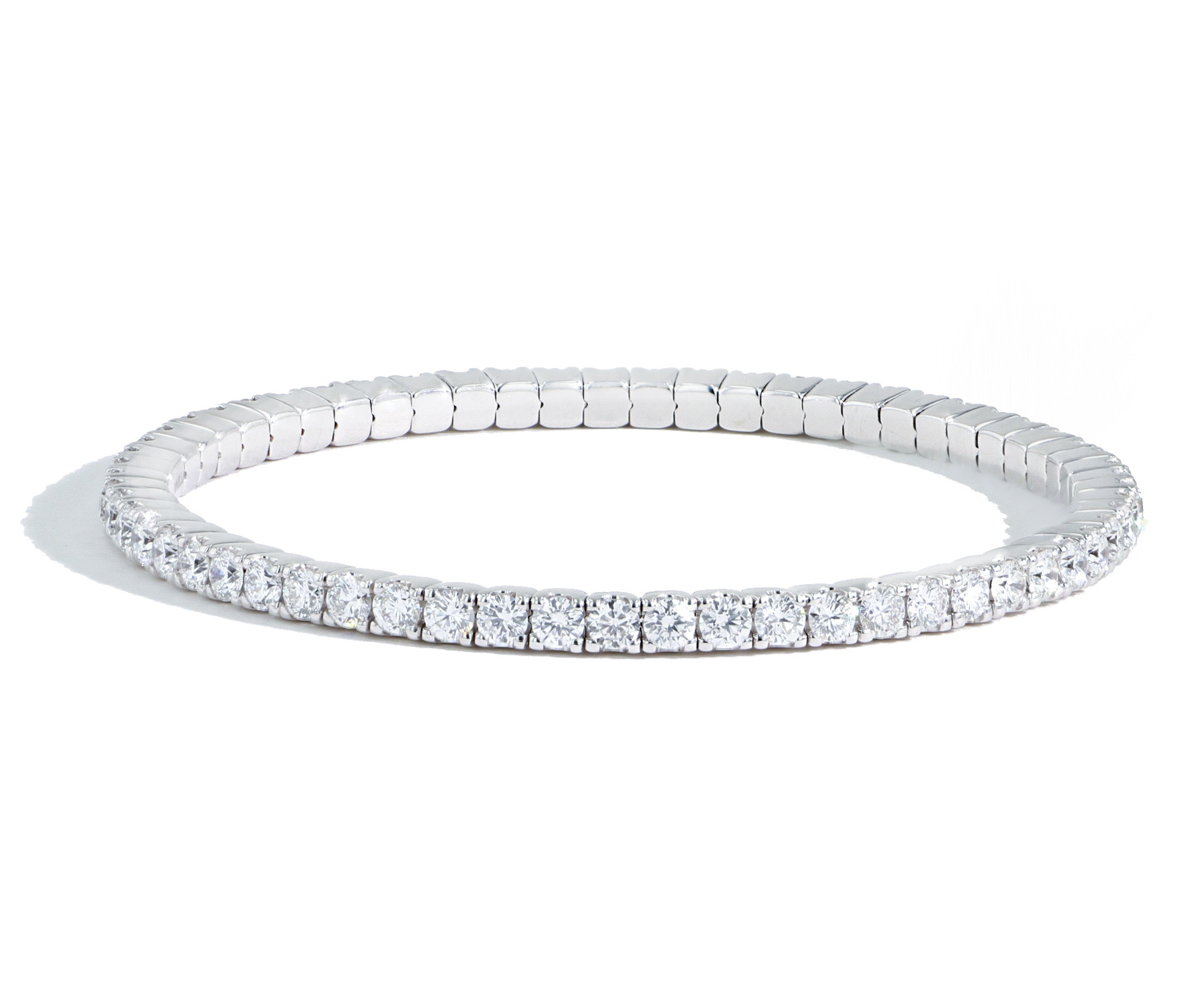 Buy quality Frumoasa diamond bracelet with flexible adjustable chain in Pune