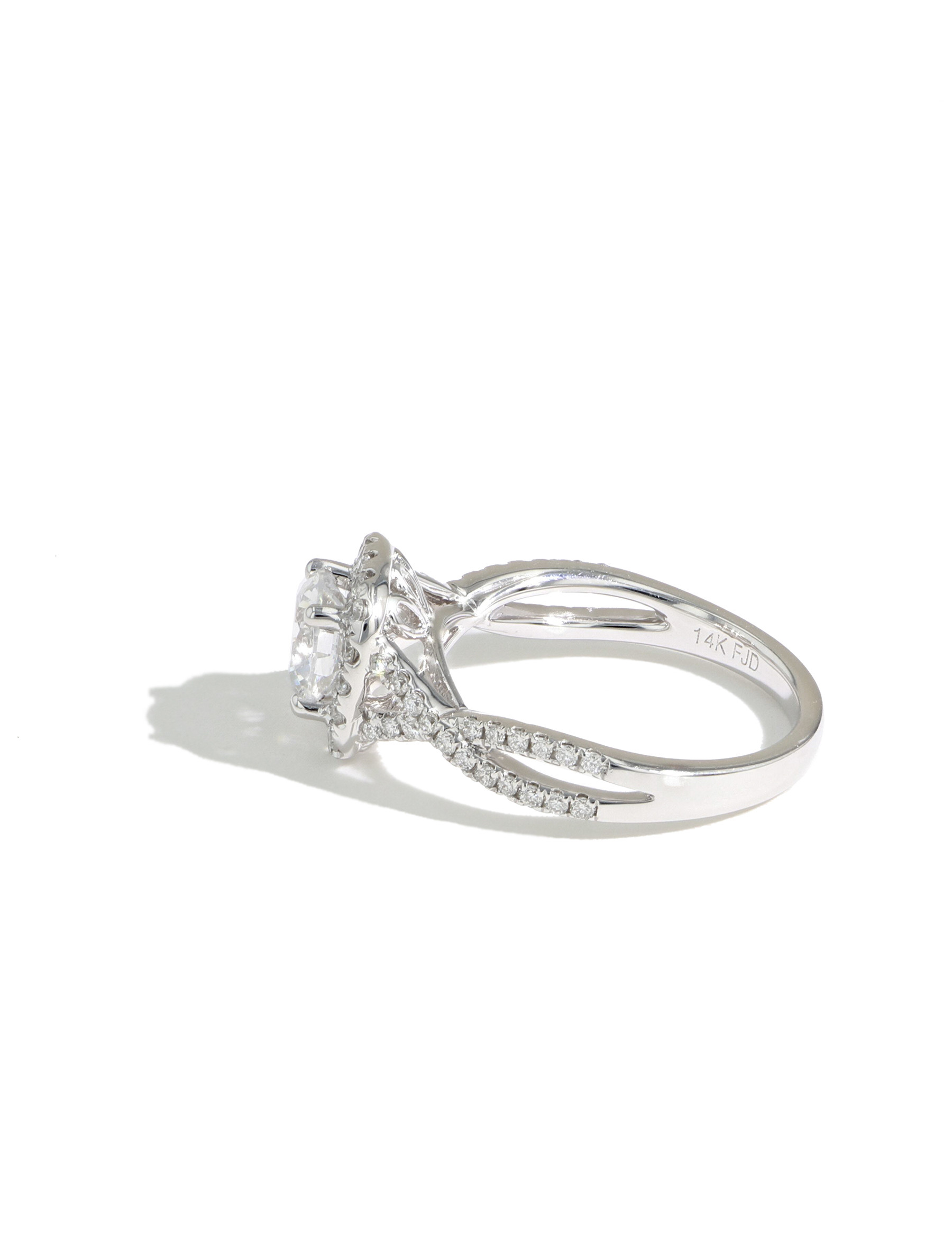 The Round Cushion Halo Twisted Engagement Ring Setting side view
