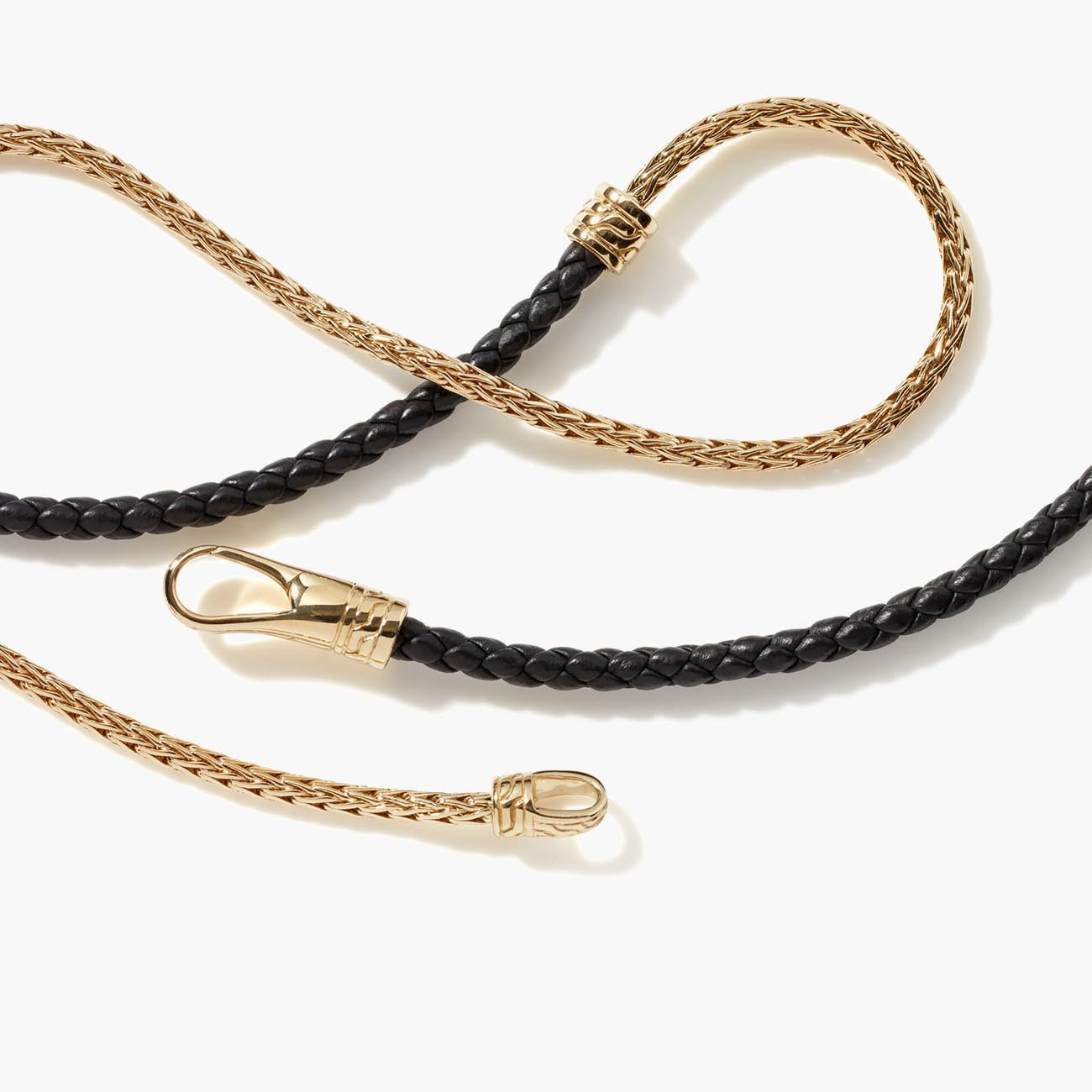 John Hardy Yellow Gold & Leather Triple Wrap Classic Chain Bracelet Closeup
