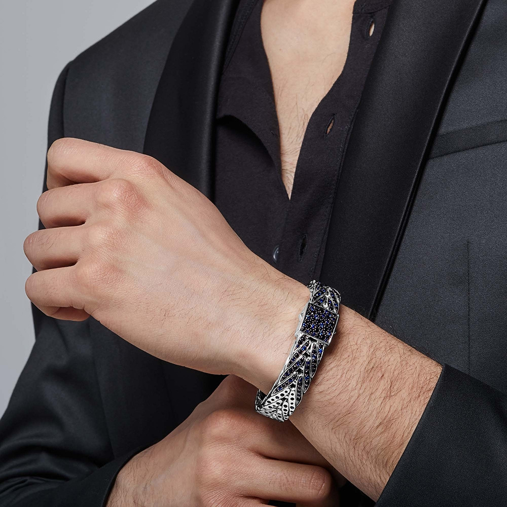 John Hardy Modern Chain Blue & Black Sapphire Silver Men's Bracelet on Model
