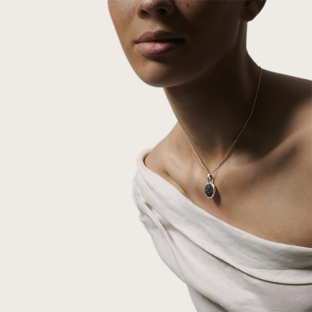 Kavant & Sharart Pendant Twist Necklace - Black Sapphire - Necklaces -  Broken English Jewelry – Broken English Jewelry
