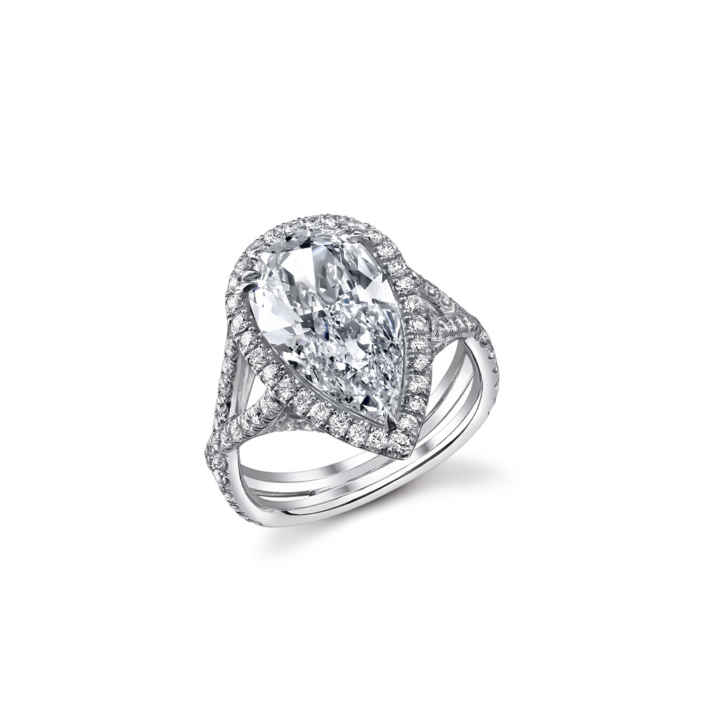 Pear Shape Diamond Engagement Ring Angle