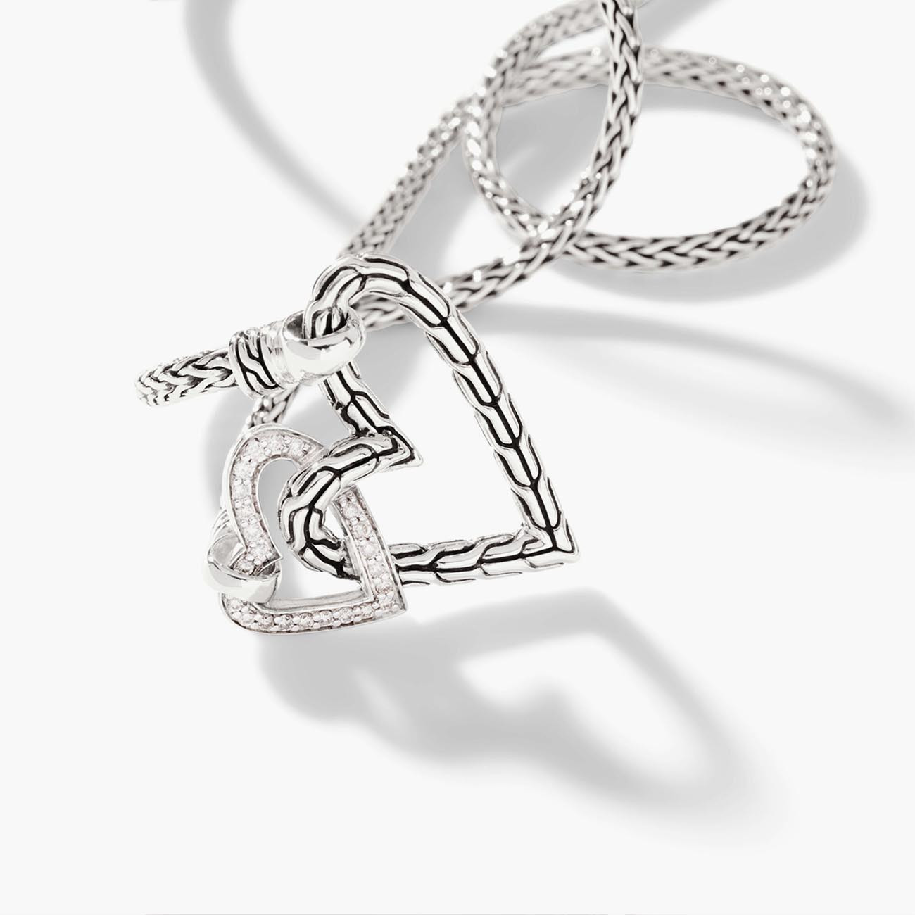 John Hardy Manah Diamond Heart Interlocking Classic Chain Necklace Closeup