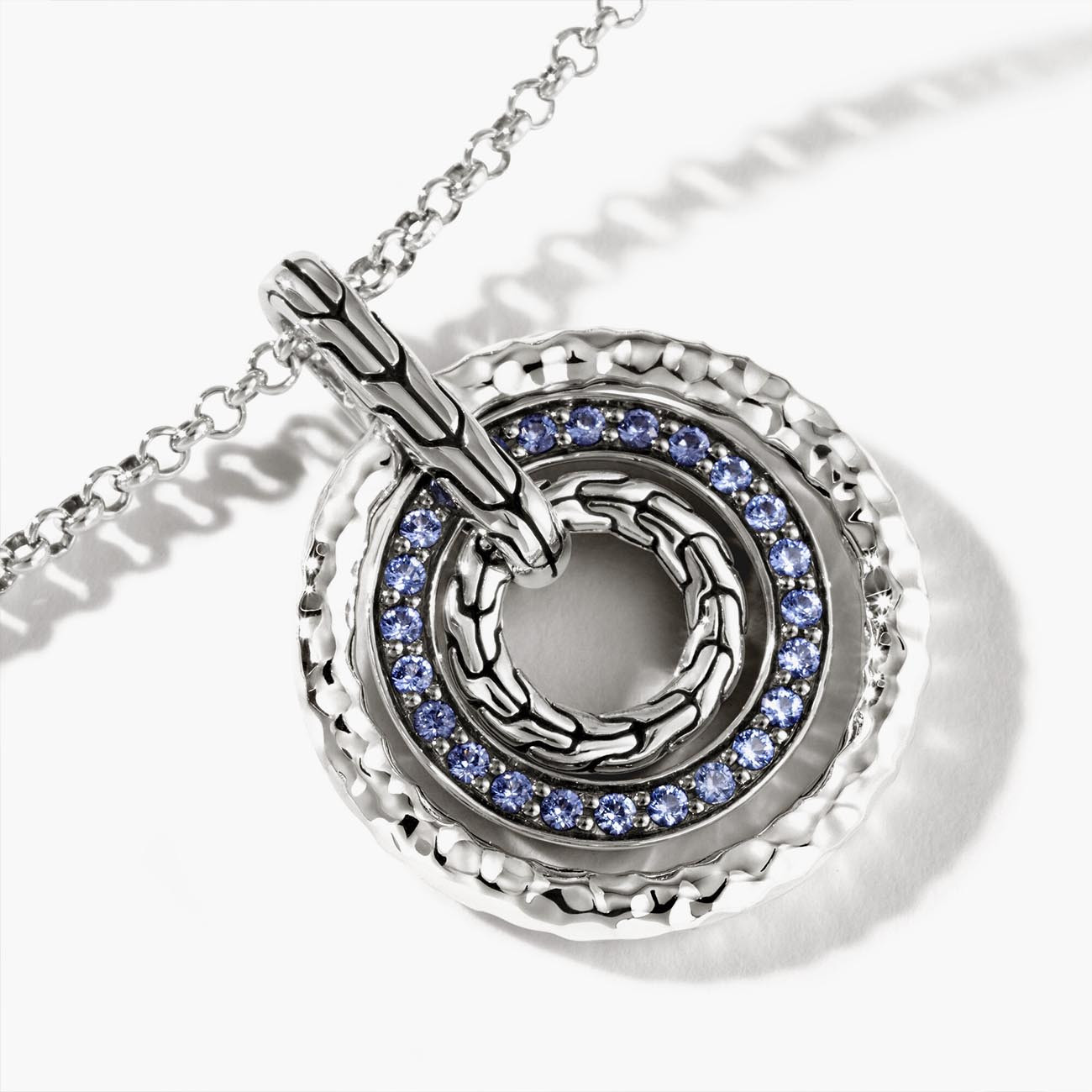 John Hardy Classic Chain Hammered Silver Rolo Pendant with Blue Sapphire