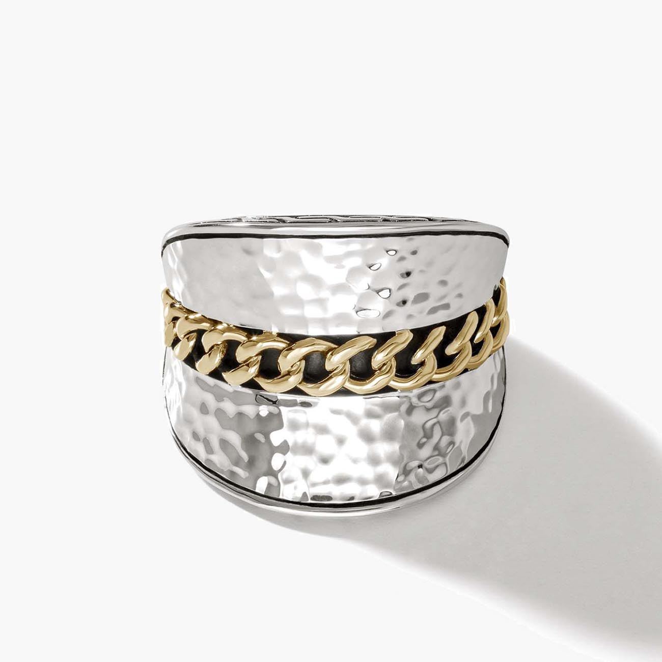 John Hardy Classic Chain Hammered Two-Tone Saddle Ring 