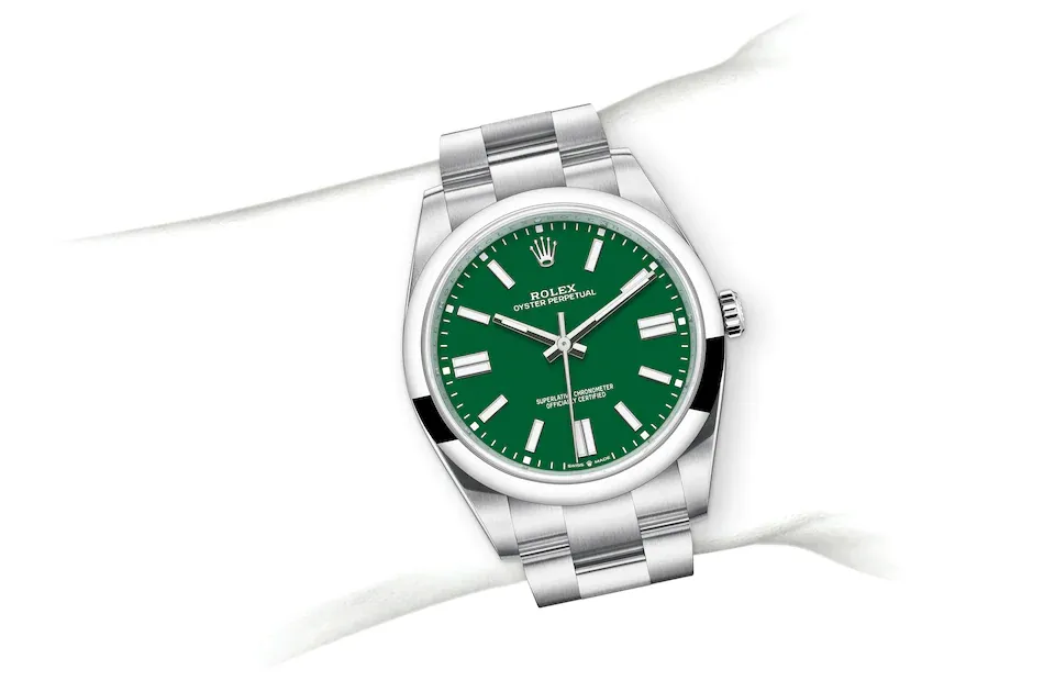 Rolex Oyster Perpetual 41 M124300-0005 on Wrist