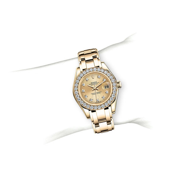 Rolex Pearlmaster 29 M80298-0071 on Wrist